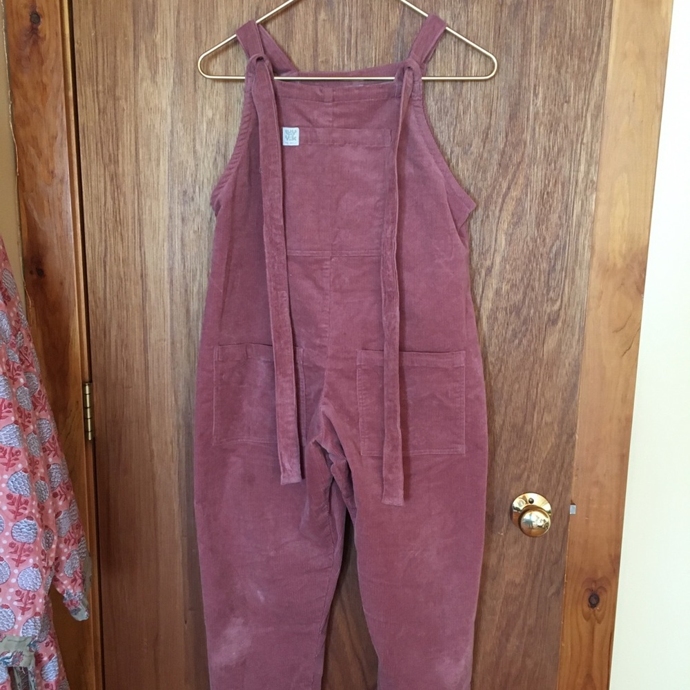 Lucy & Yak dusky pink corduroy dungarees, size small